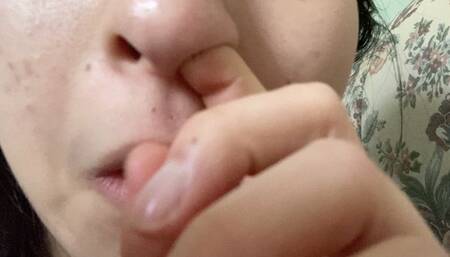 Aurora Wides Her Nostrils For You