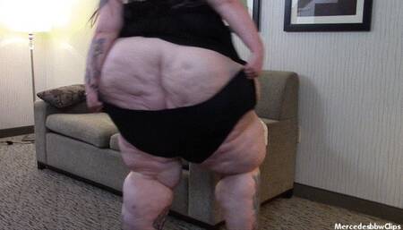 SSBBW Phoenix visit her at a photo shoot