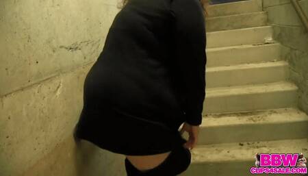 FOLLOW ME PARKING LOT MILF UPSKIRT!