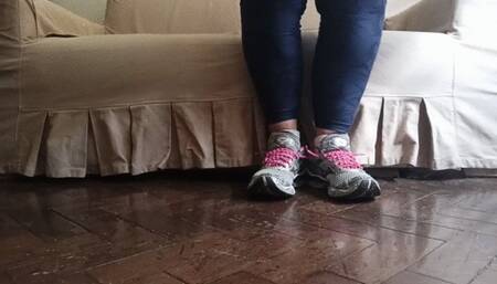 DolceAmaran & Juliette_RJ stinky feet after gym - SOCKS - SNEEKERS - SWEATY - TEASING - BBW - SPANDEX - SOLES - TOES