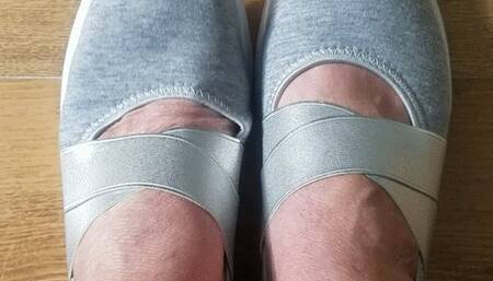 Toe Wiggling in my workout shoes