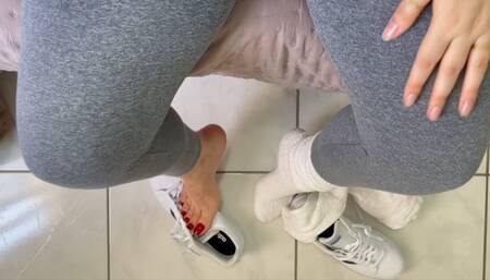 I went to the gym and came back with sweaty feet - GODDESS GRAZI