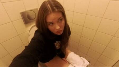 Noisy in  public mp4 HD