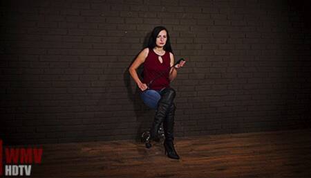 Jeans Mistress With A Crop (HDTVWMV) – Amira