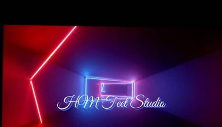 A pervert tickles his victim's feet ( 4K )