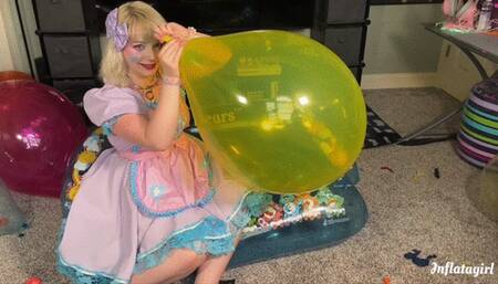 Kawaii Balloon Busting Clown Part 2