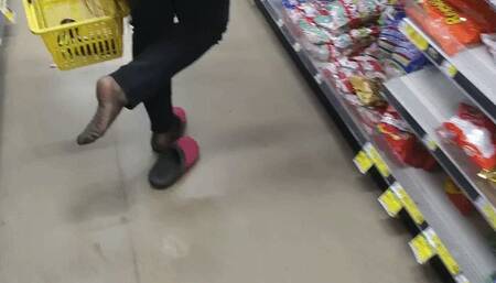 Discrete Nylon Dipping at Dollar General!