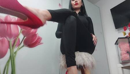 Sniff  and wank for my dangling