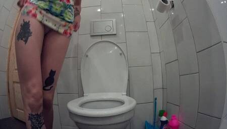 Wet toilet paper (WMV)