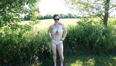 Bikini Bonus Clip 6 (4K)