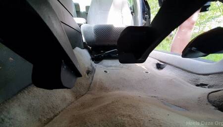 Pedal Pumping #34 VIEW UNDER PEDAL Stiletto Heels