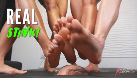 4 Brats - REAL stinky Feet! - HD 1080p MP4