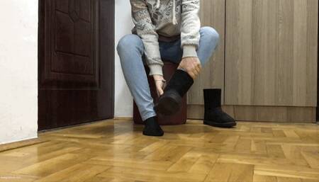 AFTER ICE SKATING NICKY IS TAKING OFF THREE PAIR OF NYLONS OFF HER SWEATY FEET - MP4 HD