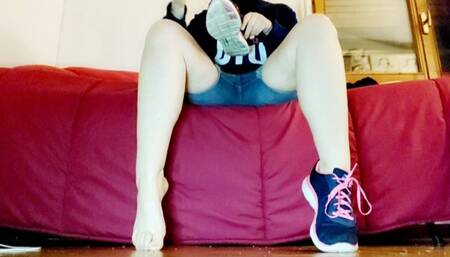 Big legs and calves fetish avi