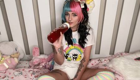 Binkie Paddles Herself and Cums