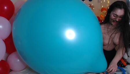 Lena Blow Pops 36-inch with Machine Help HD WMV (1920x1080)