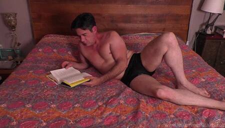 Belly Plopping Domination! Robin Crushes Steve!