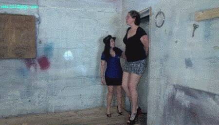 6'4" AMAZON TIED & TORMENTED BY FAKE COP_MP4HD