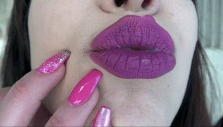 Pink kisses and gaping mouth tour