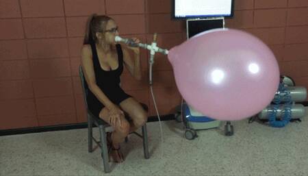 Tylee Blows a 16" Fantasia Balloon to Bursting (MP4 - 1080p)