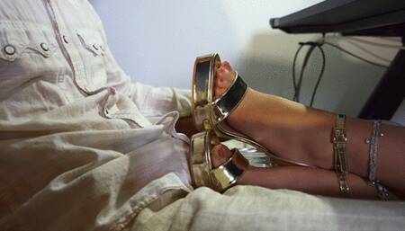 Secretary Helena Seduce Her Boss Using Tan Pantyhose - Part 01 - HD 1920x1080