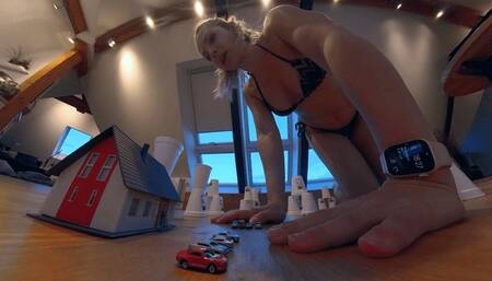 Jenni Czech in the City  4K VR 360