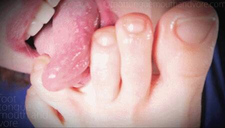 A Friendly Exchange (FF Foot Worship)