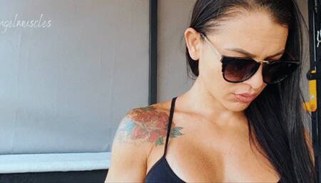 Train and flex by Angelmuscles