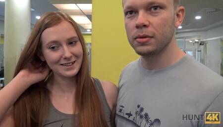 HUNT4K. Spontaneous Pickup in the Gym causes Passionate