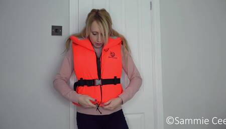 MarinePool LifeJacket Demonstration