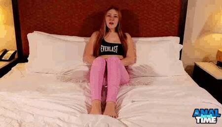 Hot Redhead, Harper Red Shows You her Ass!  ( WMV 720p HD )