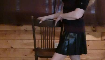 LEGS CROSSING & TIP-TOE WALKING