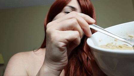 Eating Creamy Pasta (MP4)