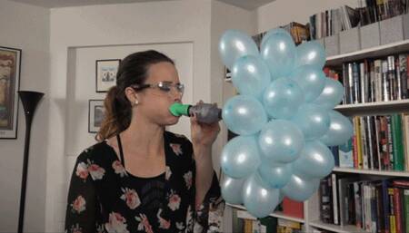 Sunshine Blows a "Bunch-O-Balloons" Simultaneously (MP4 - 720p)