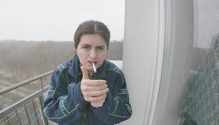 Violet lips are smoking