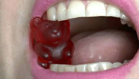 Bite and behead the bears with your outstanding razor sharp teeth MP4 FULL HD 1080p