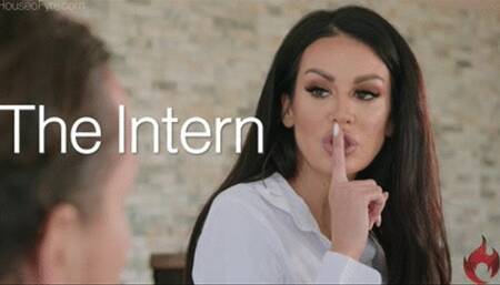 The Intern: Jamie Michelle & Robby Echo 4K