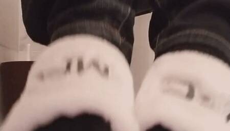 Bathroom Footworship!