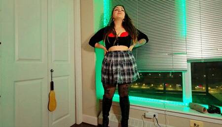 Sucking a futa girl in the club