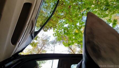 Sitting Giantess Teases YOU with Guess Boots