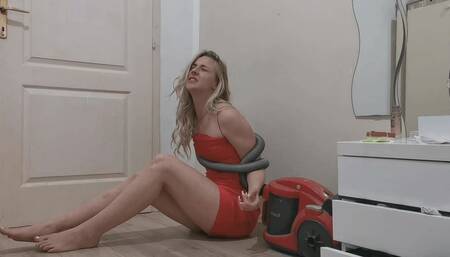 Red dress red vacuum cleaner CUSTOM MP4