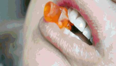 Swallowing, biting, chewing bears MP4(1280x720)FHD