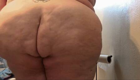 Ultrasize Struggle: Showering & Drying *MP4*