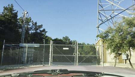 Barefoot Drive Down Lime Creek Rd