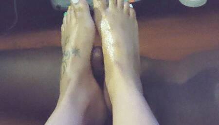 Closeup footjobcumshot