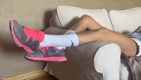 KIRA WILL MAKE YOU SMELL AND CLEAN HER FEET - MOV Mobile Version