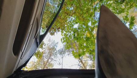 Sitting Giantess Teases YOU with Guess Boots WMV