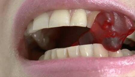 Bite and cut and slice the naughty bears heads MP4 FULL HD 1080p