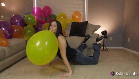 When Will It Pop? Balloon B2P - Kylie Jacobs - MP4 720p HD