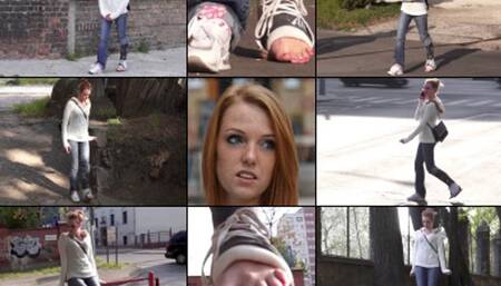 Kelly Term SLC Gimping Toe troubles in Half Cast Shoe  (in HD 1920X1080)